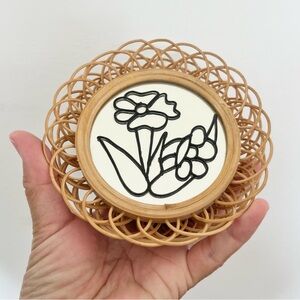 Vintage Set of 4 Woven Rattan Floral Coasters w Mirror and Black Outlined Flower